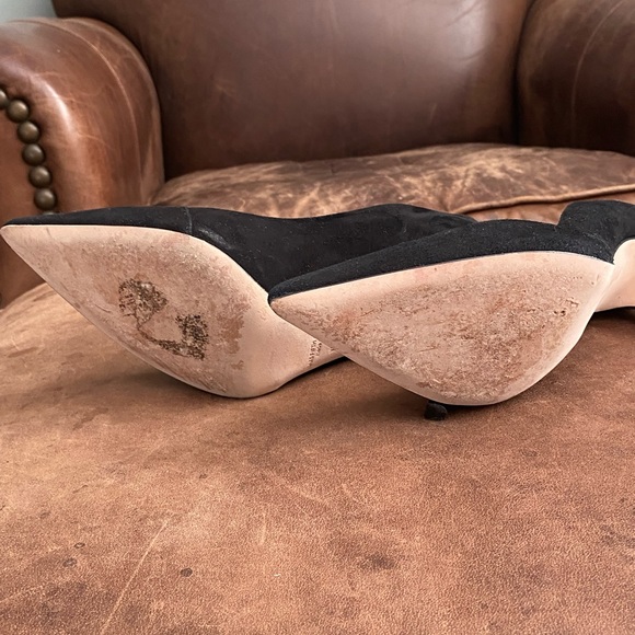 Saks Fifth Avenue black suede pumps - Picture 4 of 5